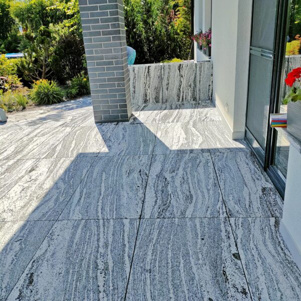 Płyty Kamienne Na Taras Granit Landscape Szary 120x60x2 Duży Format Płomieniowana