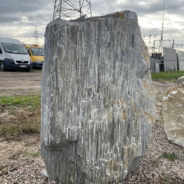 Głaz Gnejs "G8"