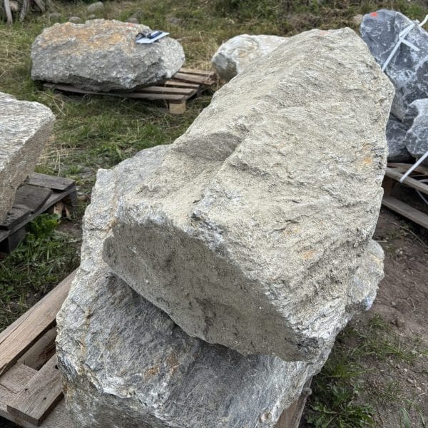 Głaz Gnejs "G13"