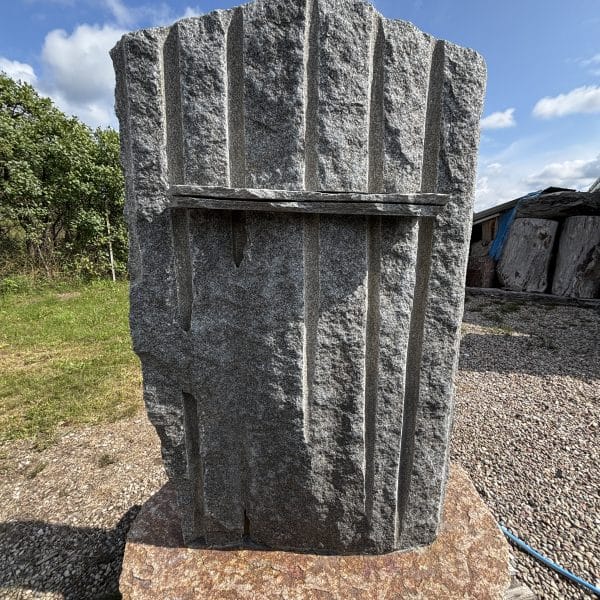 Granitowa Fontanna Ogrodowa